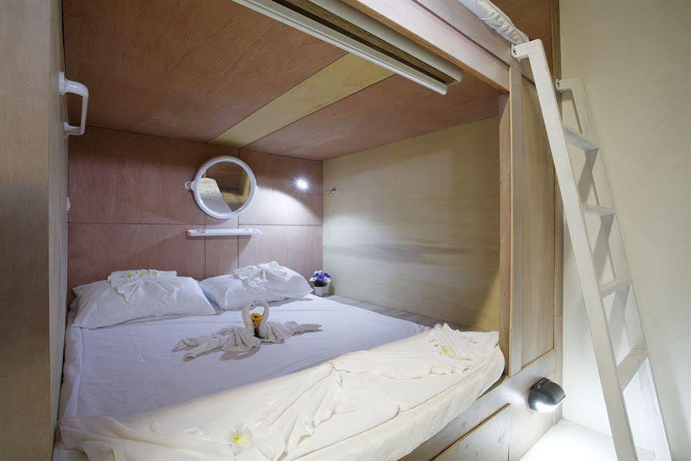 Capsule Hostel Patong 外观 照片