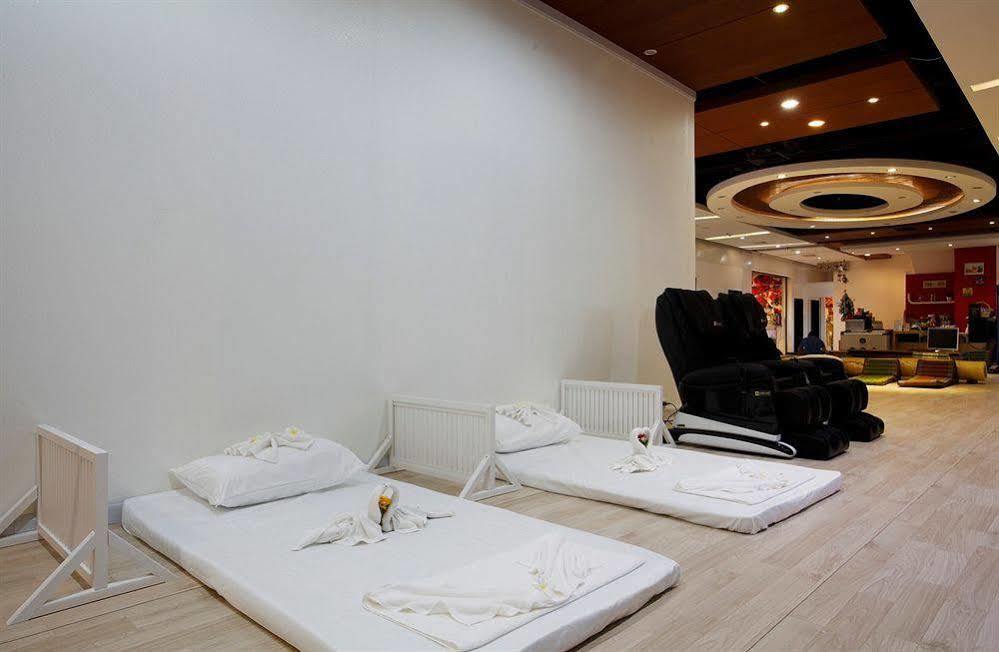 Capsule Hostel Patong 外观 照片