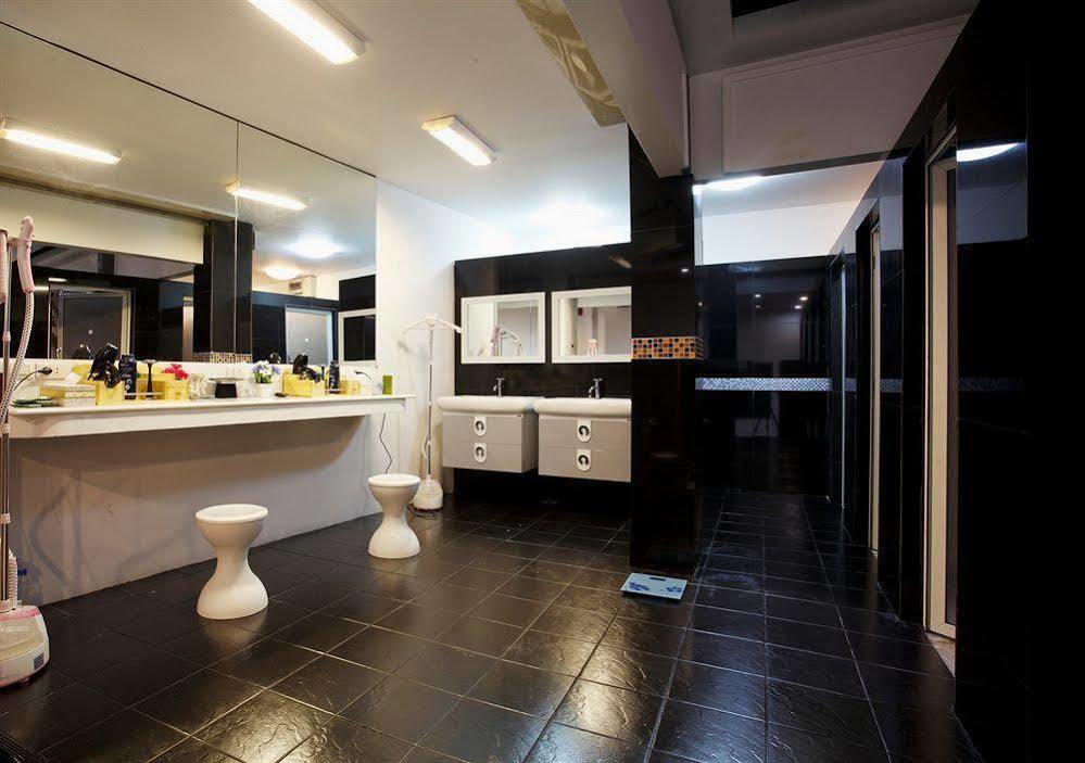 Capsule Hostel Patong 外观 照片