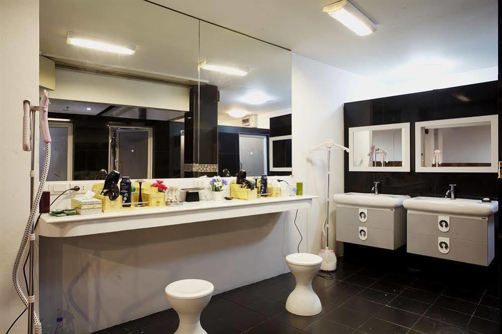 Capsule Hostel Patong 外观 照片