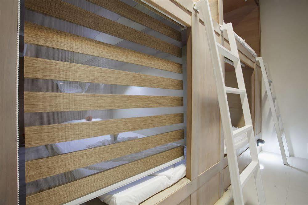 Capsule Hostel Patong 外观 照片